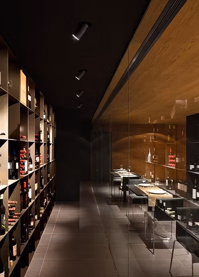 Illuminazione a binario LED zoomabile di alta qualità da 28 W per illuminazione commerciale